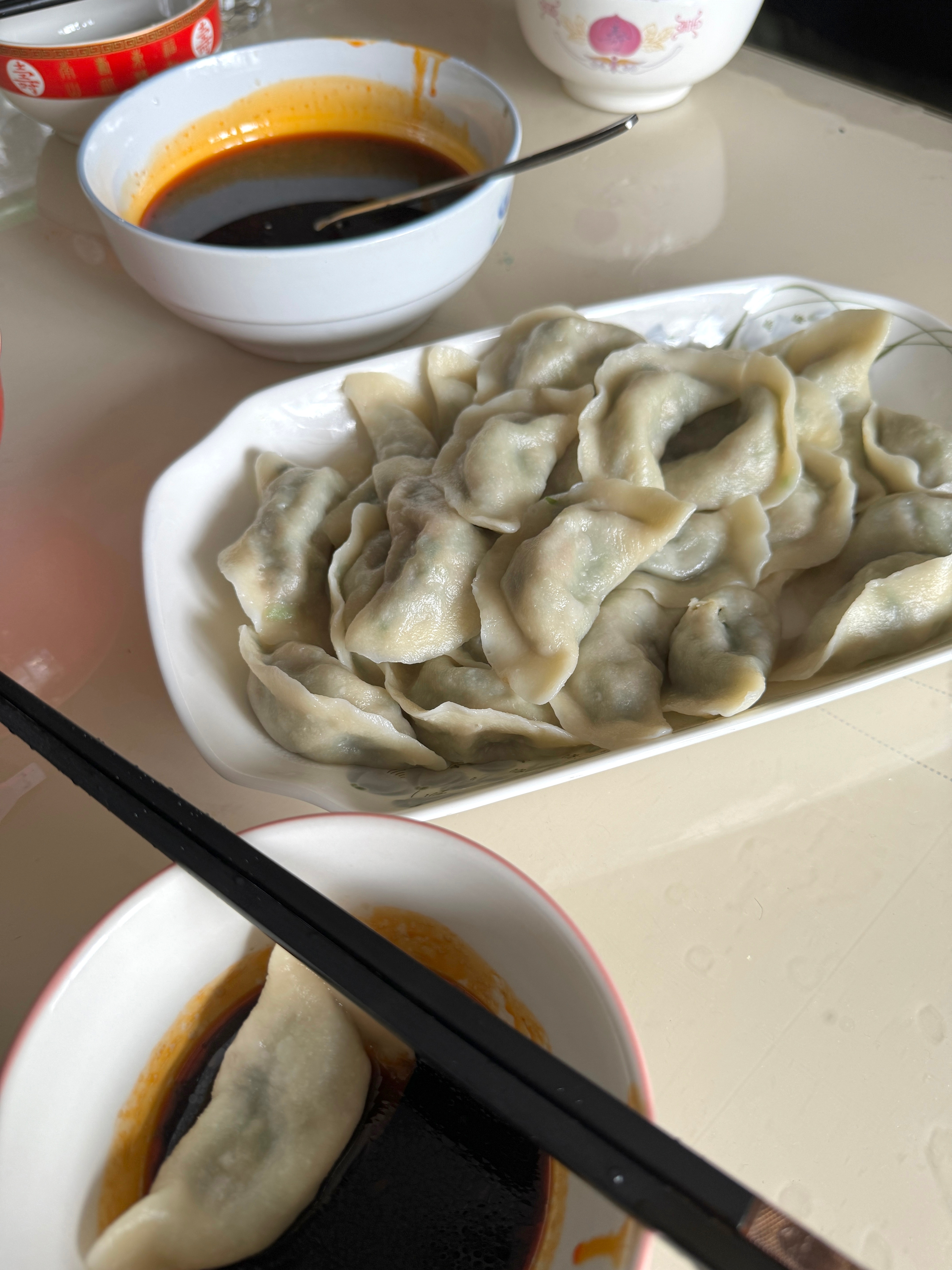 小厨房终于迎来第一个正式工具好想念家里的饺子😭 