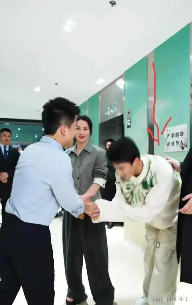 董宇辉是不是因为俞敏洪才成功我不清楚，我就想问问，如果董宇辉从二本院校毕业后没有