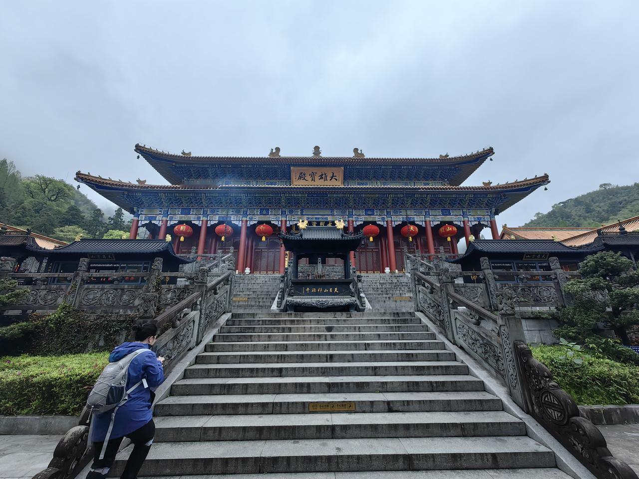 伊朗一定要先开火，别再上美国的当了！
    伊朗这局势真是让人揪心啊！美国又开