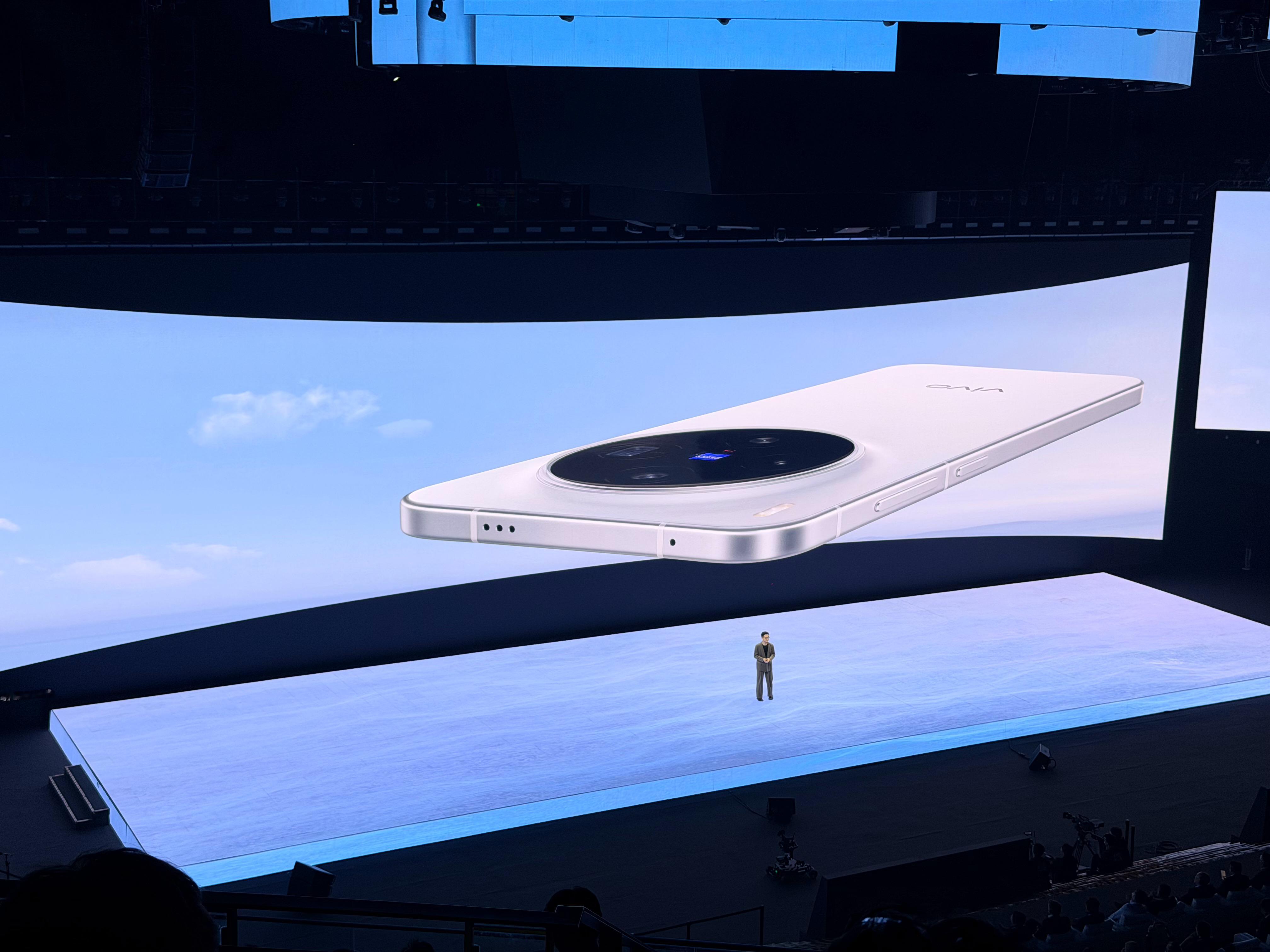 vivo X300四款多彩色自在蓝幸运彩惬意紫纯粹黑说实话，每一个我都爱！！！[