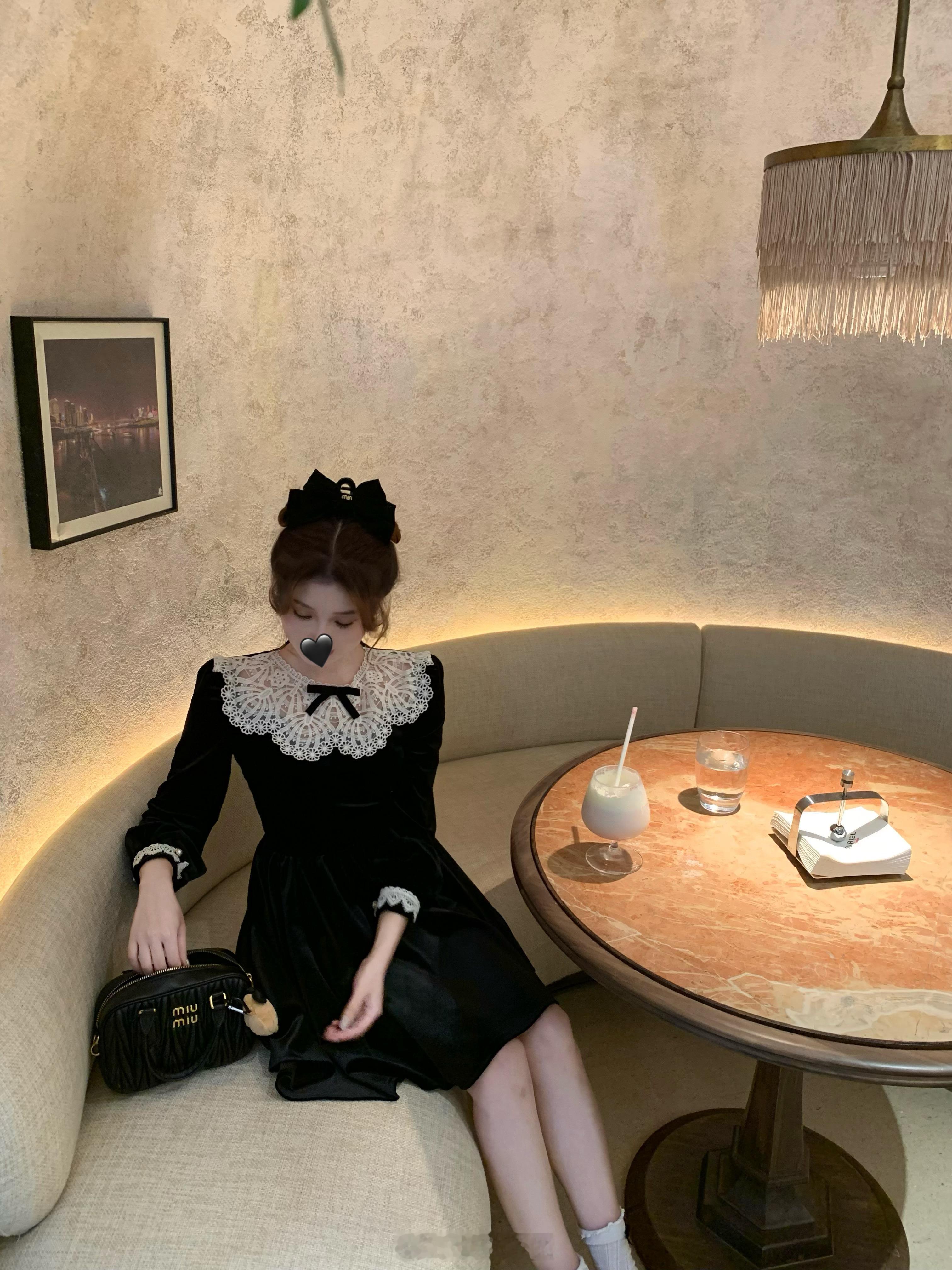 ⋆ৎ . ₊ 🖤. ˖ 𝜗𝜚˚⋆ 今天是miu系公主​​​