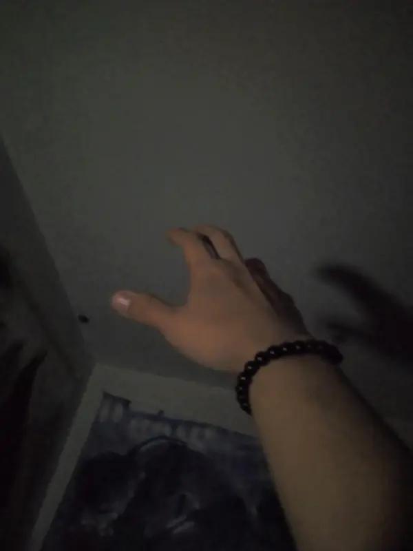 半夜会不会震颤还真因人而异。我有段时间压力特别大，半夜睡着睡着就会突然身体震颤一