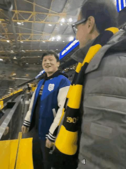 奶凶奶凶的，世界第一可爱樊振东[赞][赞][赞][赞]