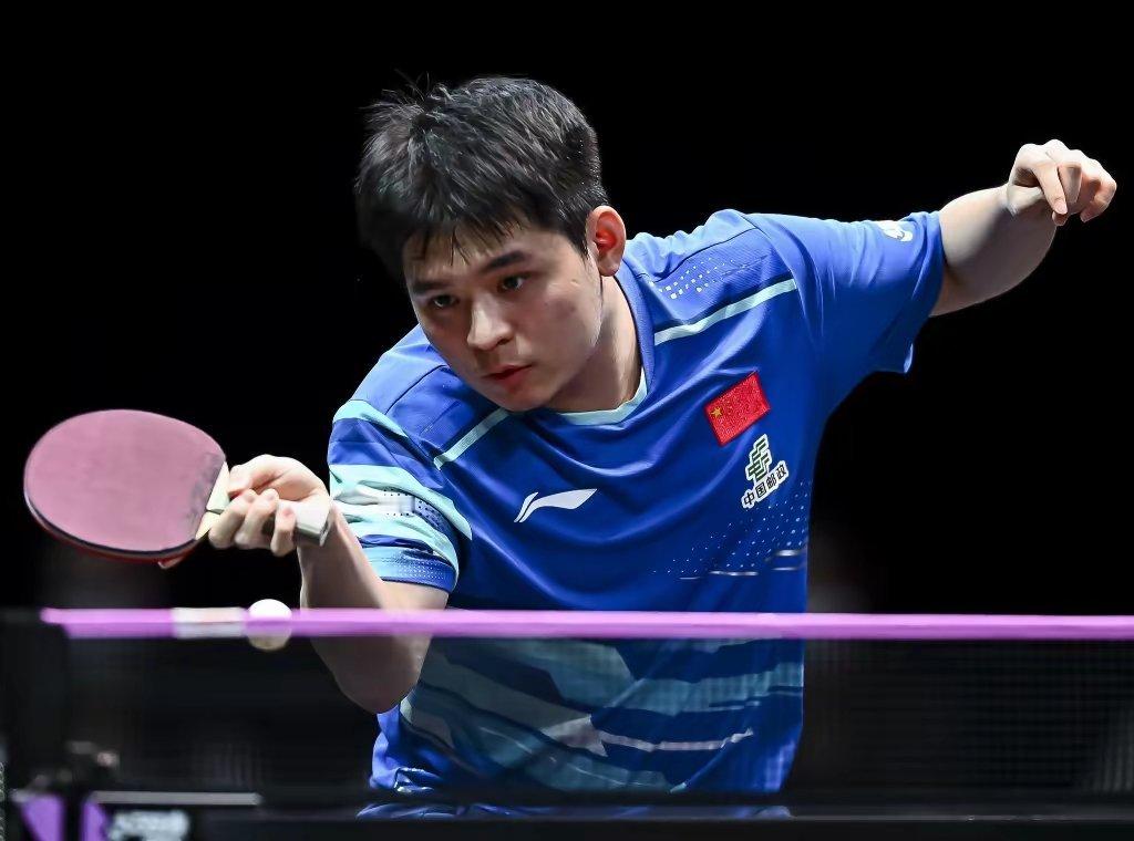 周启豪斩获国乒新年首冠，但走出集体低迷仍需时间体育明星乒乓球 WTT多哈冠军赛颗