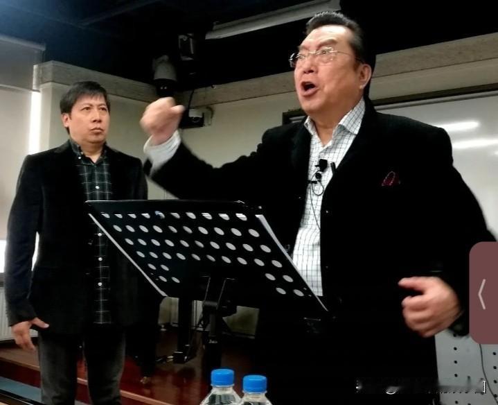 魏金栋差李双江不是一个级别

有网友称，魏金栋得到了李双江的真传，是最接近李双江