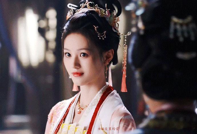 沈羽洁贵女具象化 这角色有明媚的少女感，又有端庄！ ​​​