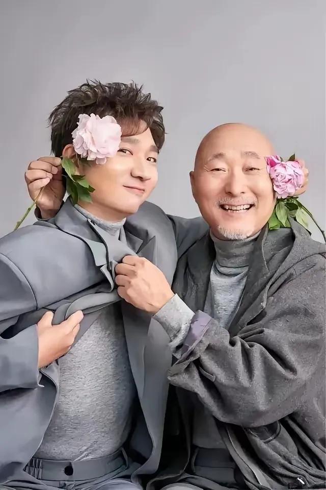 陈佩斯、陈大愚这模样太像了，也太可爱了，天生的喜剧演员的样子！ 
       