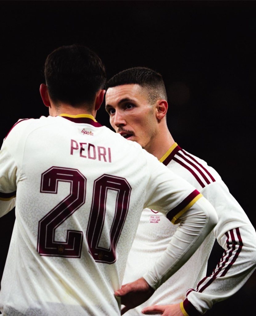 格里马尔多Ins更新🆕：听老师讲课🫡巴萨至死不渝红蓝魂