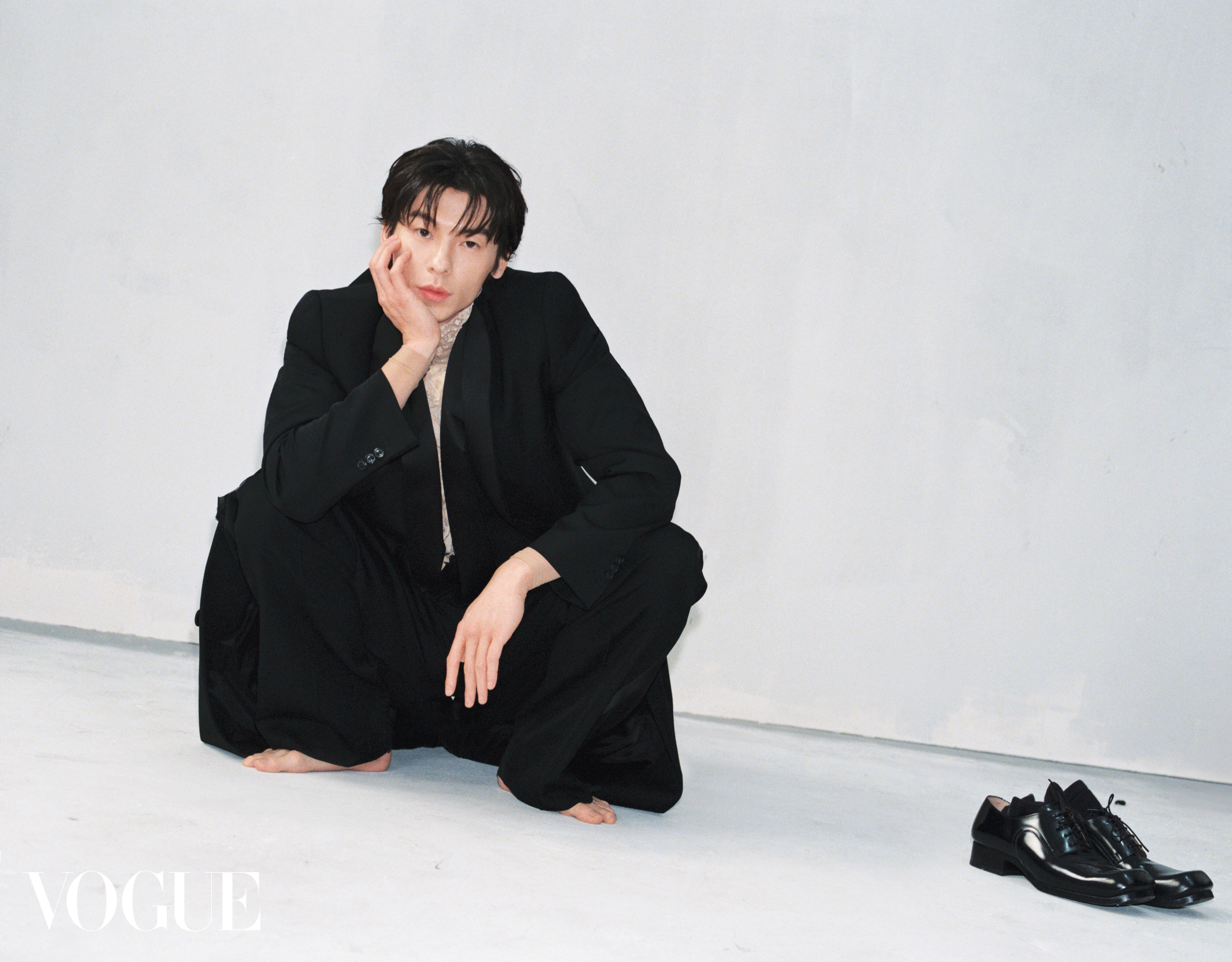 许光汉演绎Maison Margiela 26秋冬系列首穿 