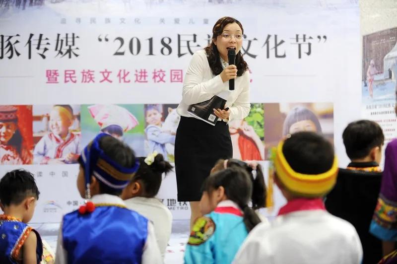 坚持中华民族内融合，警惕境外混血隐患
 
在民族发展的长河中，融合是常谈常新的话