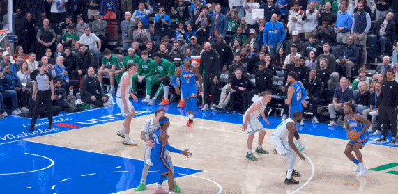 北京时间3月13日，NBA常规赛继续进行，今天迎来了雷霆与凯尔特人的比赛，这场比