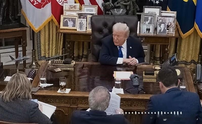 当地时间1月8日，美国总统特朗普在接受《纽约时报》采访时表示，他“无需遵守国际法