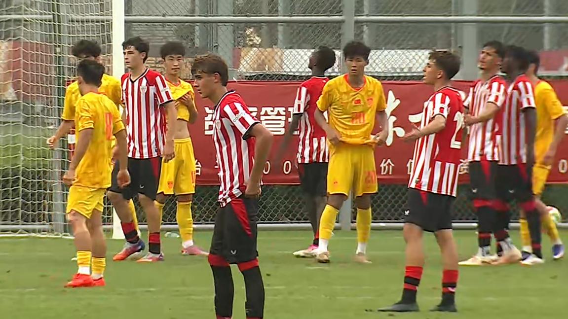 明日之星冠军杯最新战报！
U17国足1-0毕巴，两连胜，位居榜首！
阿森纳2-1