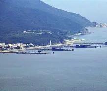 菲律宾防长召集大量渔民，宣布启动针对黄岩岛的保密计划。7月10号当天，根据菲律宾