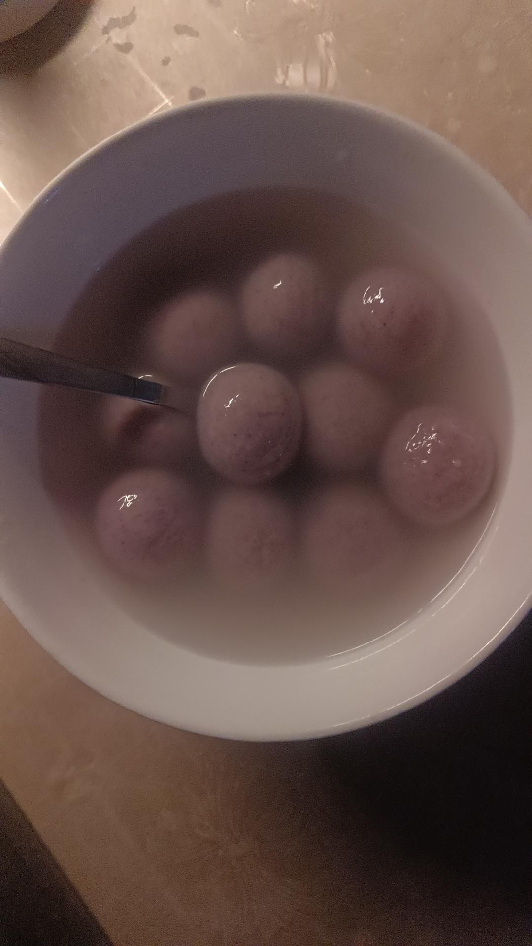 上联：海内存知己；诚邀下联天下热若比邻，友友们还有知道其它的吗？欢迎评论区唠唠