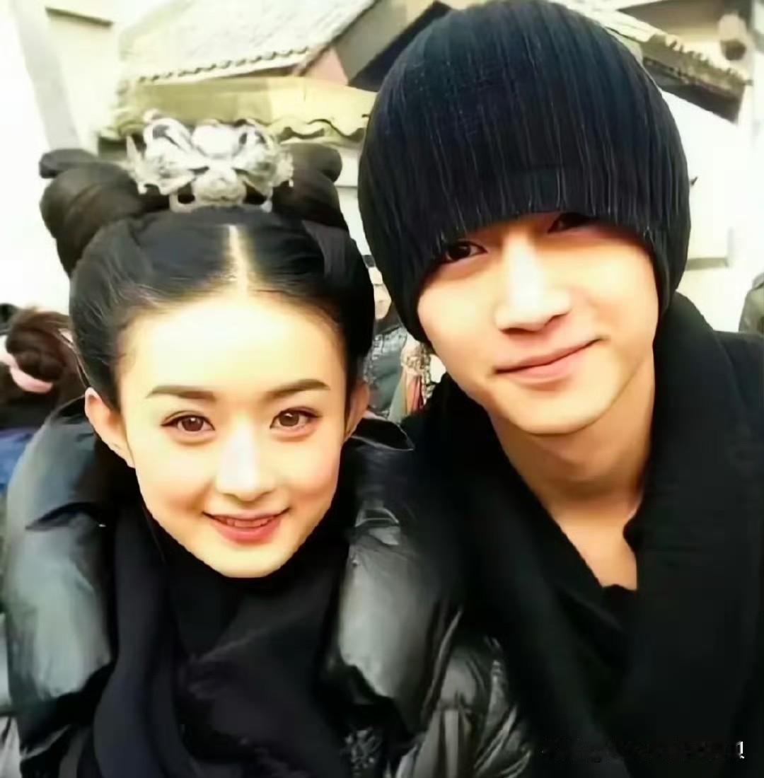 原来《风吹半夏》和《大生意人》是同一个编剧…女主还是风吹半夏的女二…

这么近的