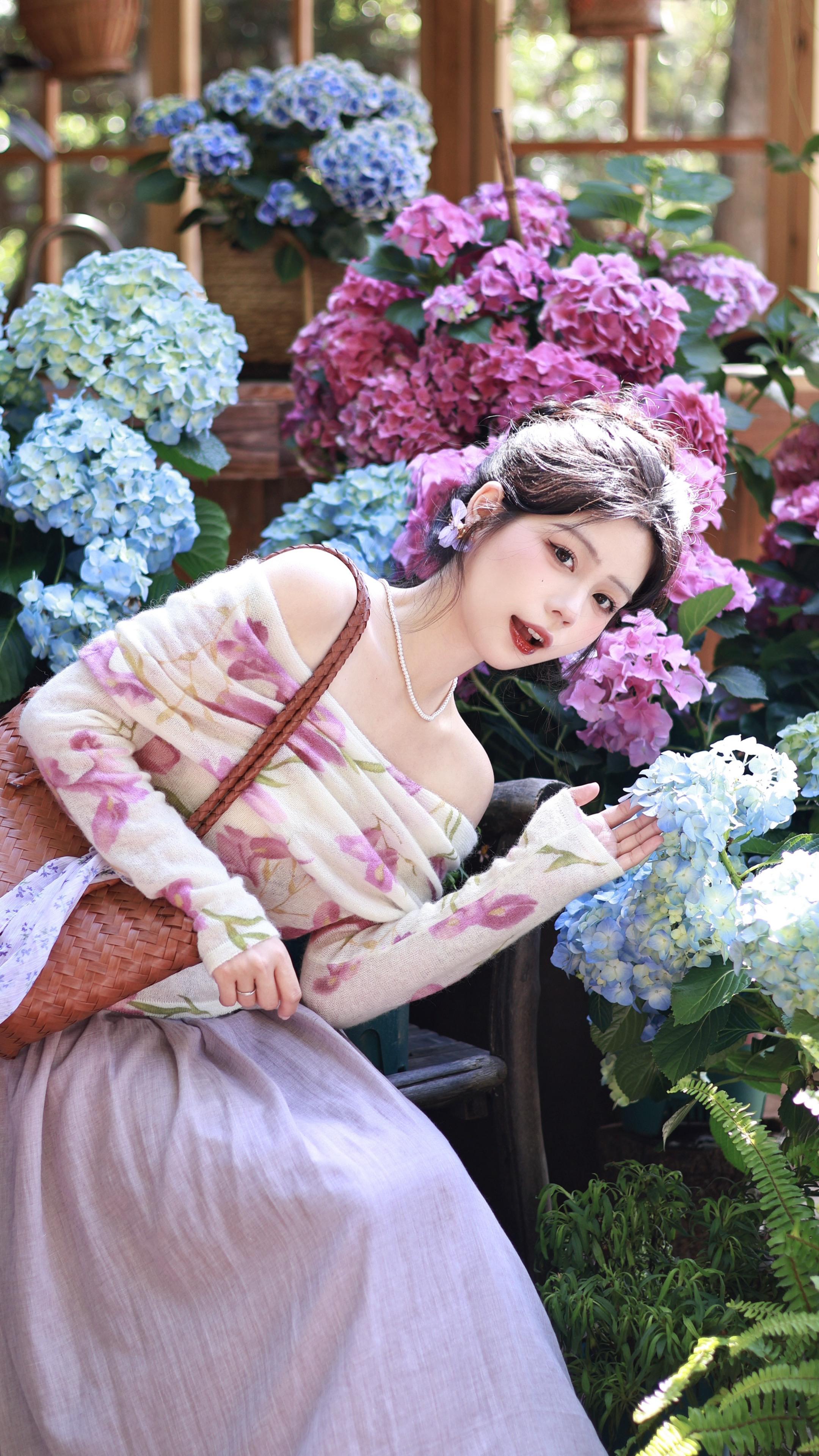 眼泪的汛期就是每当我想起你。