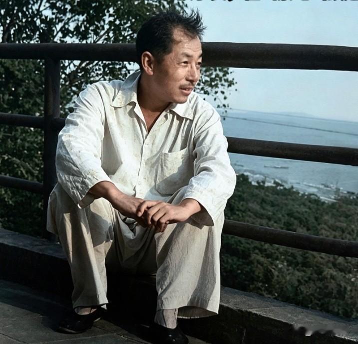 1949年初，因代总统李宗仁下令释放张学良，蒋介石为将其秘密藏匿，于1949年2