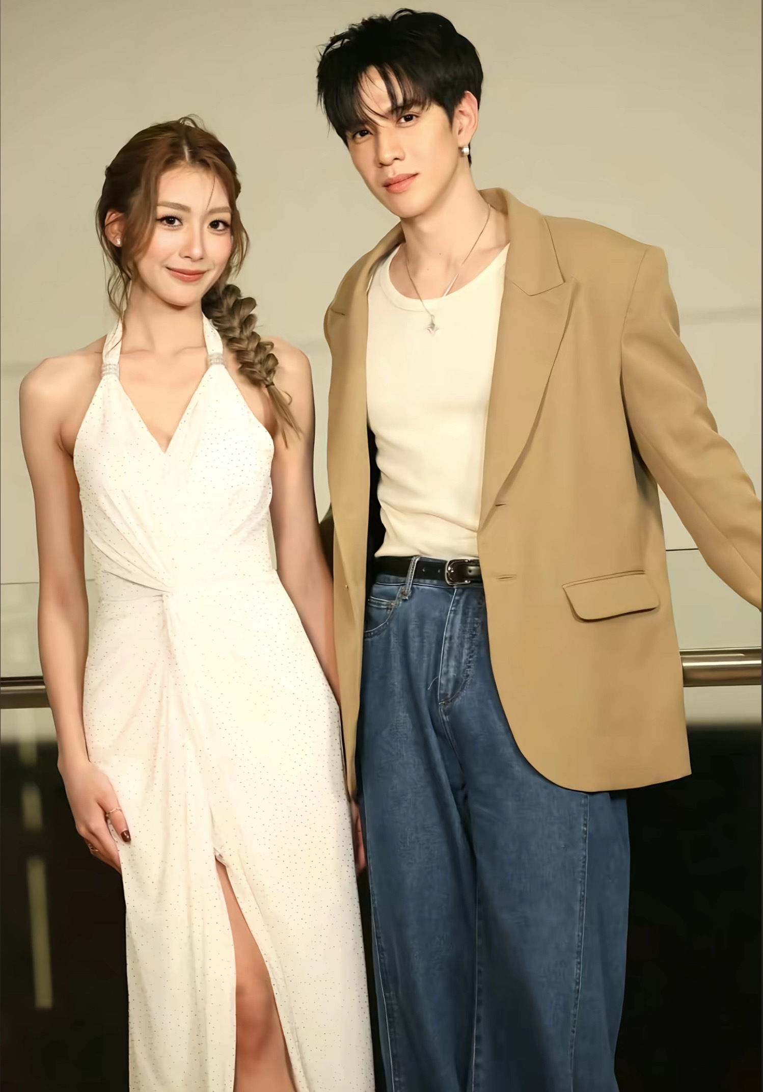 两个纯泰演员颜值真的高。 
