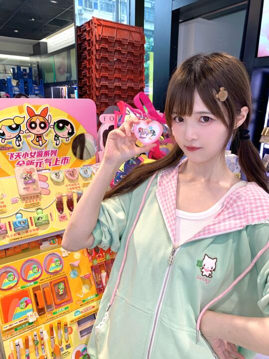 夏日飞天小女警出击💚🤍