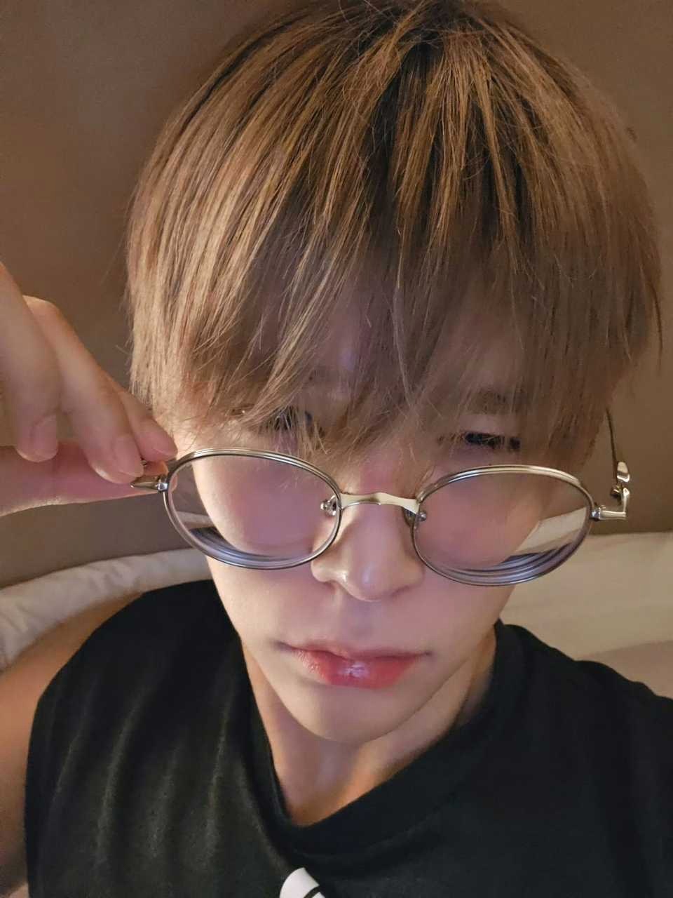 【🪑】这难道不是一模一样？ 