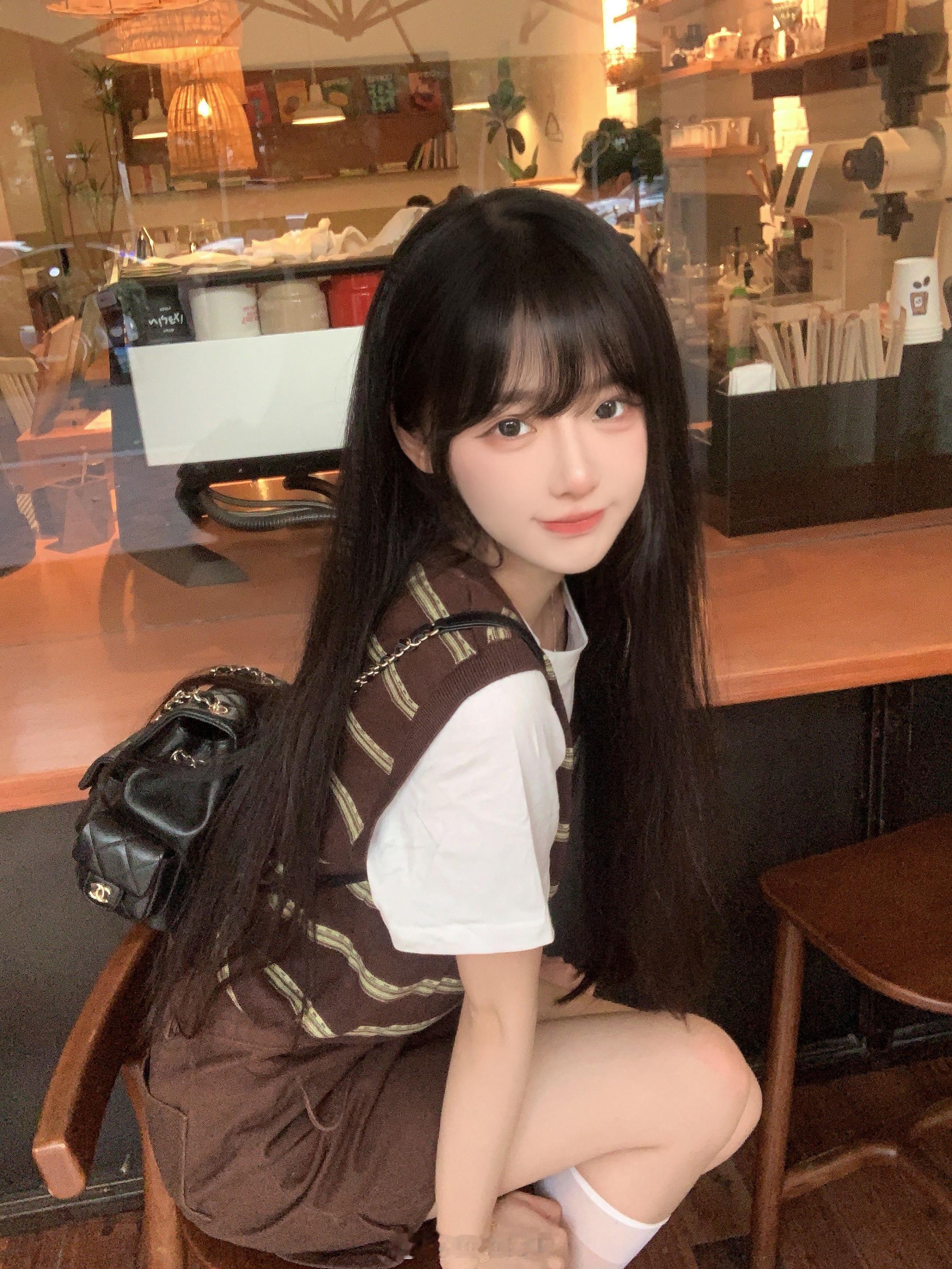 喂 如果你对谁都可以很好那就要对我更好啊 ​​​