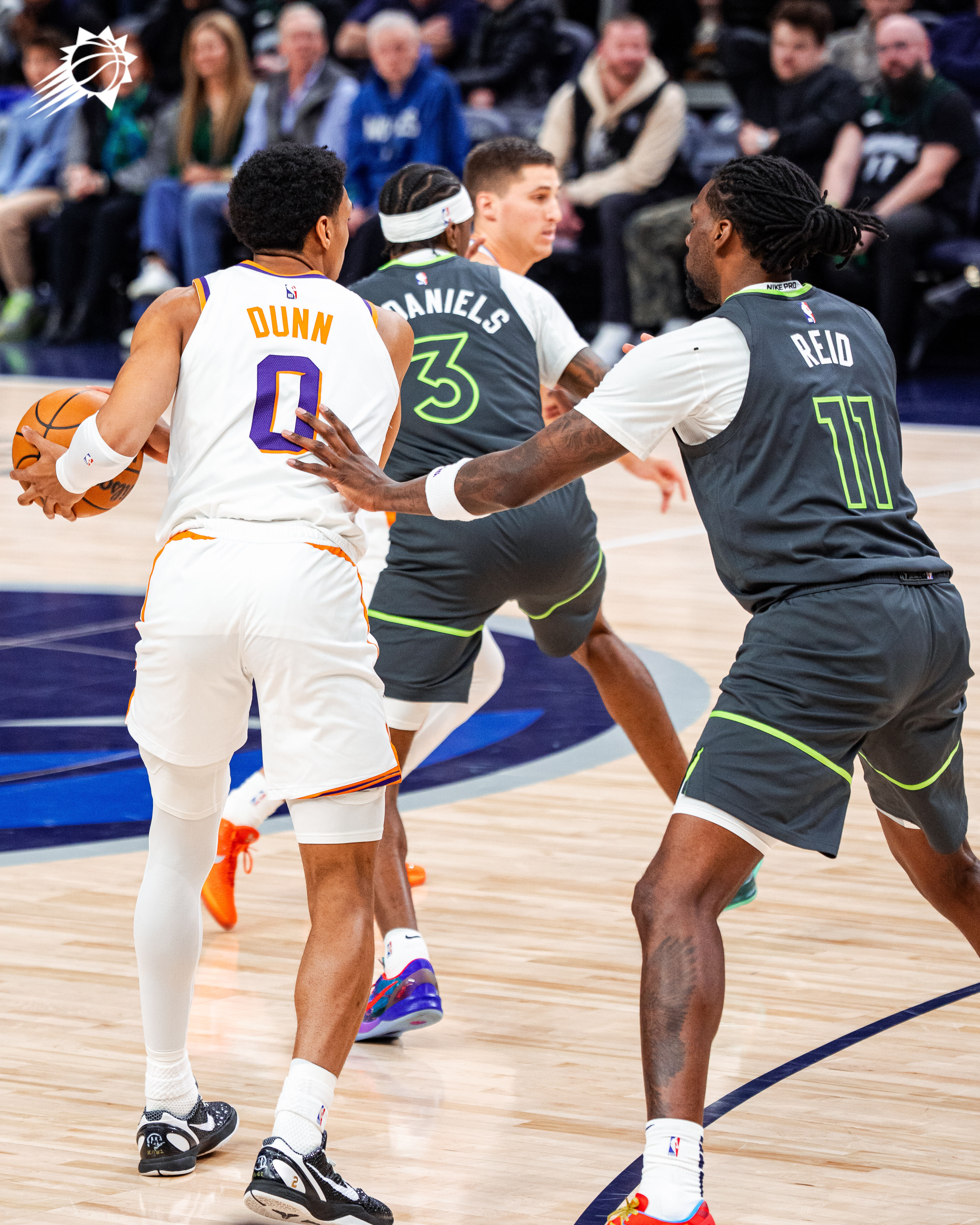 邓恩第一节出场5分钟贡献2分2篮板1助攻❗️菲尼克斯太阳 ｜旭日东升 ｜太阳vs