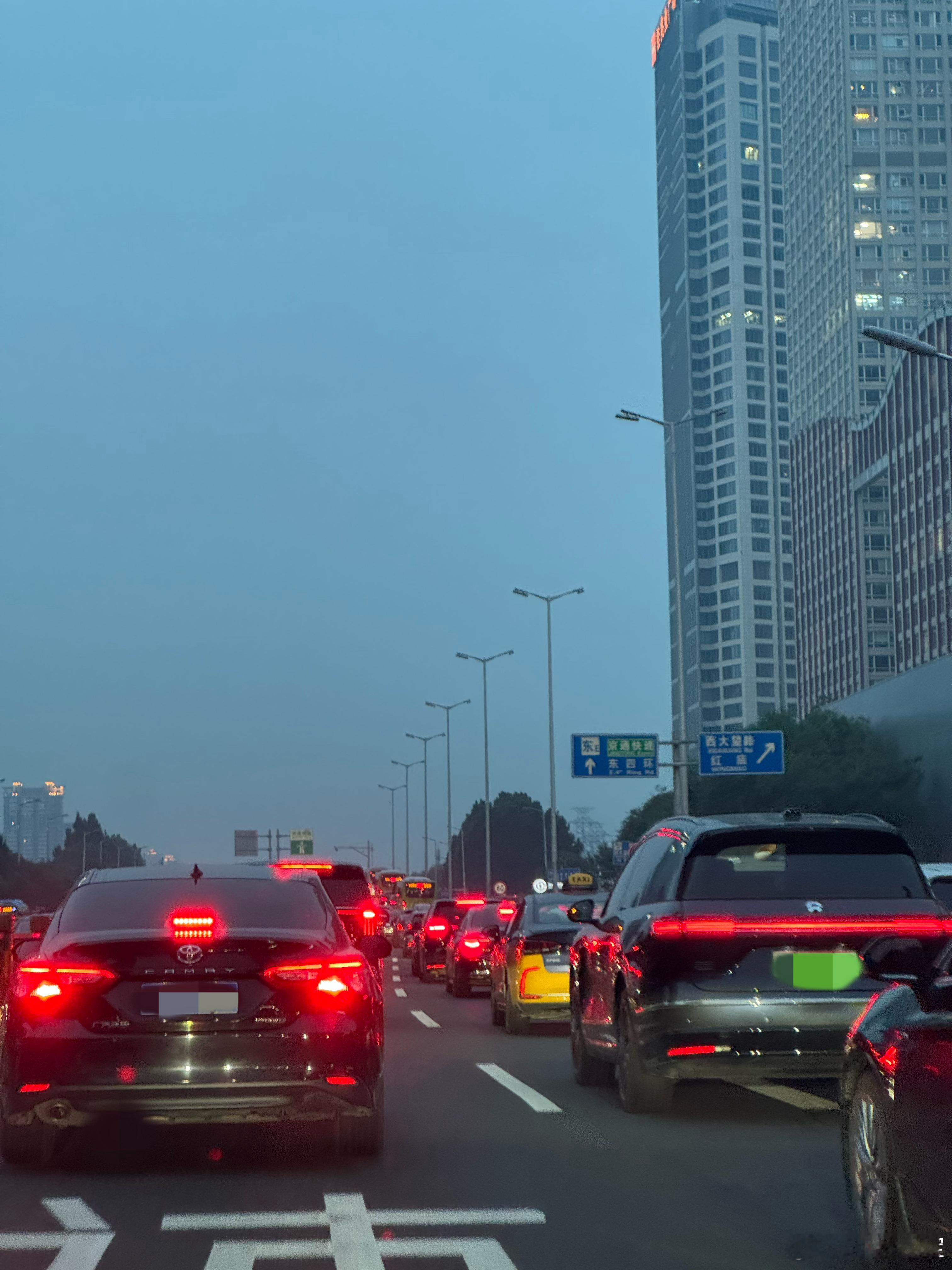 端午假期：从堵车开始，你们都出去玩了吗？ 