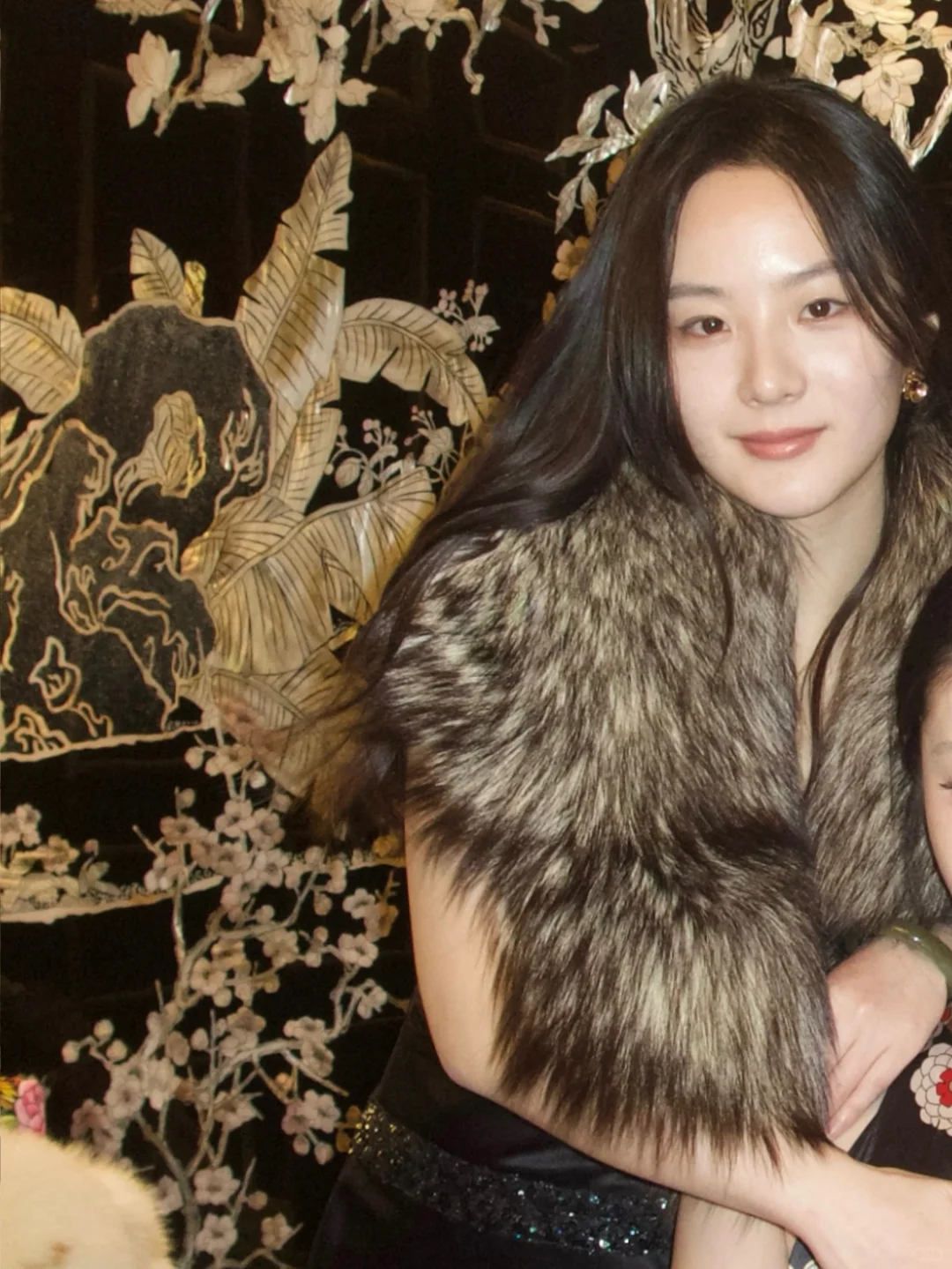 90年代妈妈参加同学聚会的照片