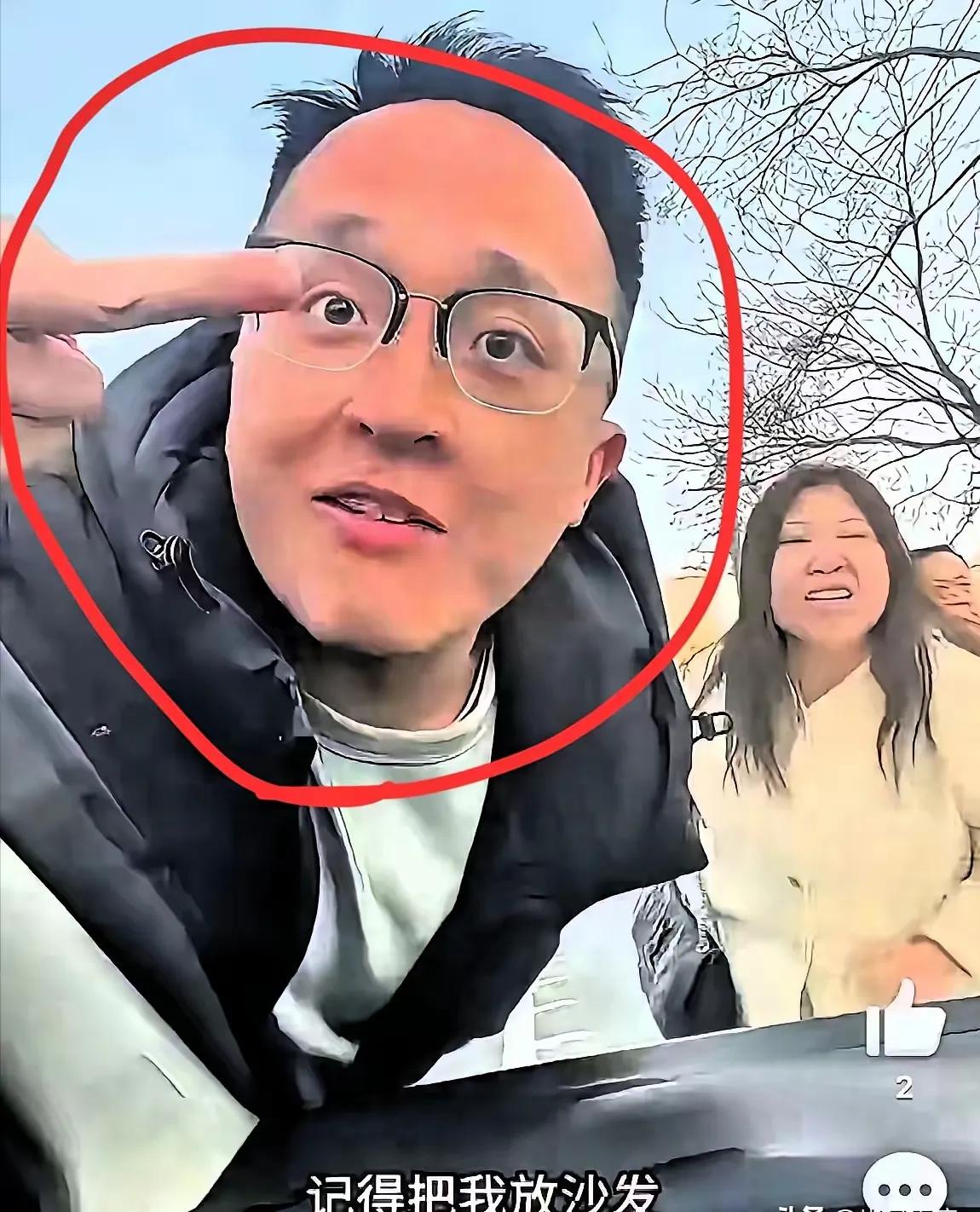 这下，河北那位求着被发上网的男乘客，怕是把肠子都悔断了！
 
不过是2.4厘米的