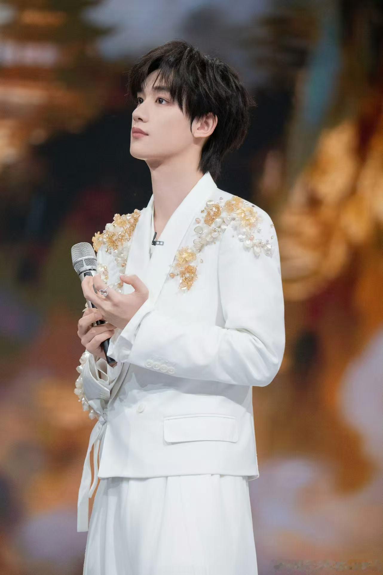 丁程鑫丁天立迪指定能行丁程鑫指定能行丁程鑫指定能行，哇，[么么哒][么么哒] ​