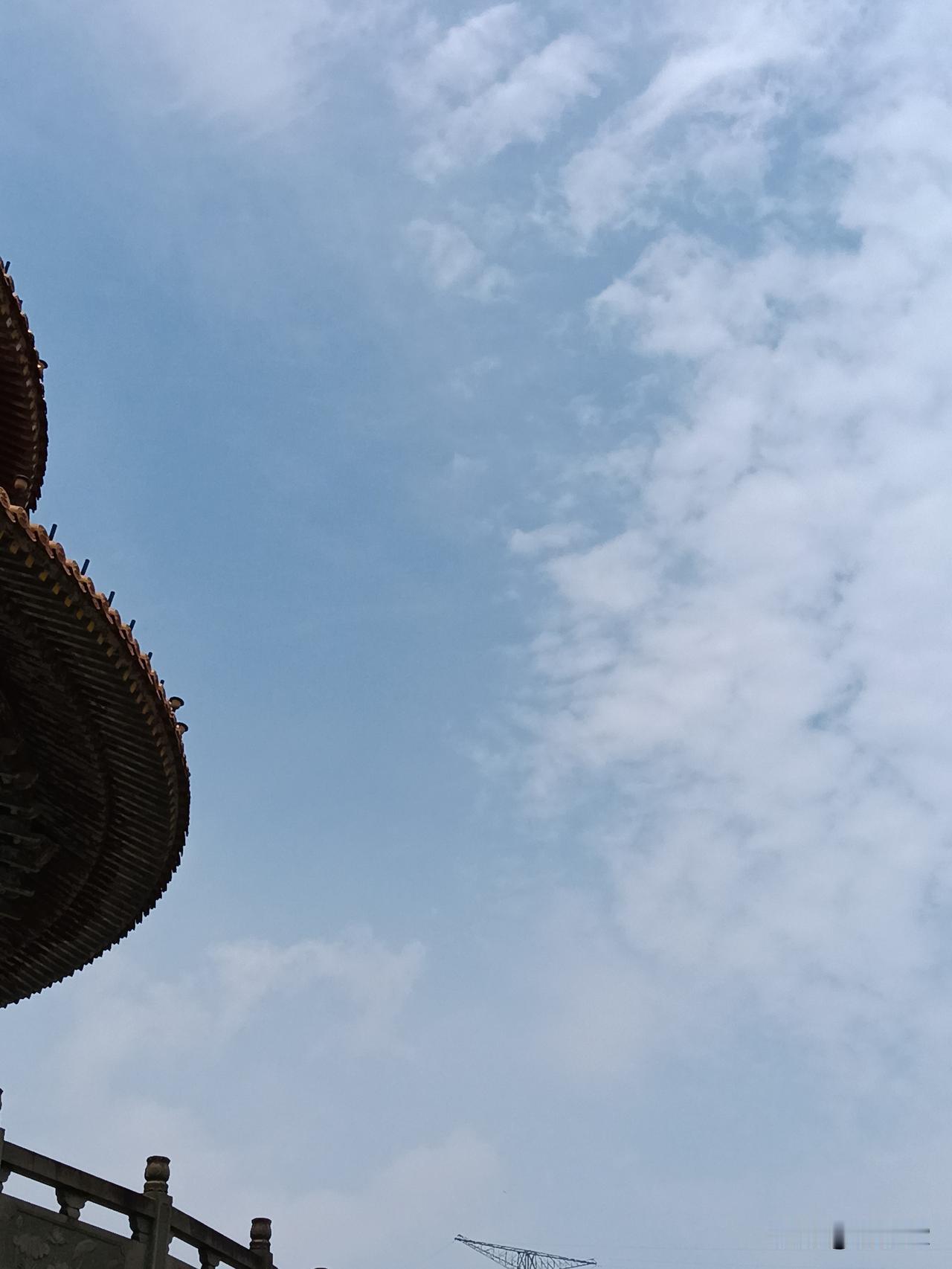 中国曾有人说过，金钱不过是一串数字，如今此人已消失，渐渐淡出了公众视野。多年前，