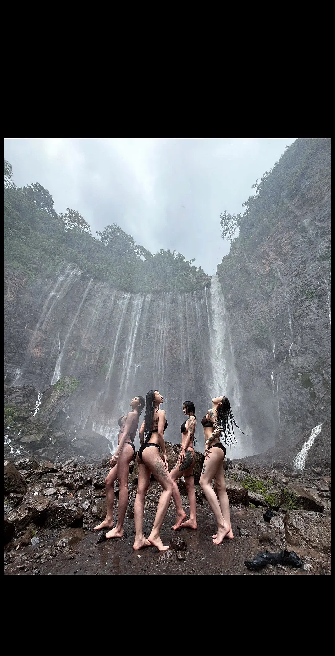 山水自为我祈祷。