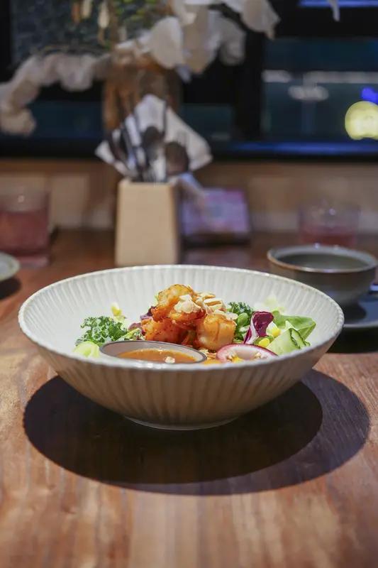 “漂亮饭”凭什么成餐饮顶流现在的人对吃，讲究色香味俱全，