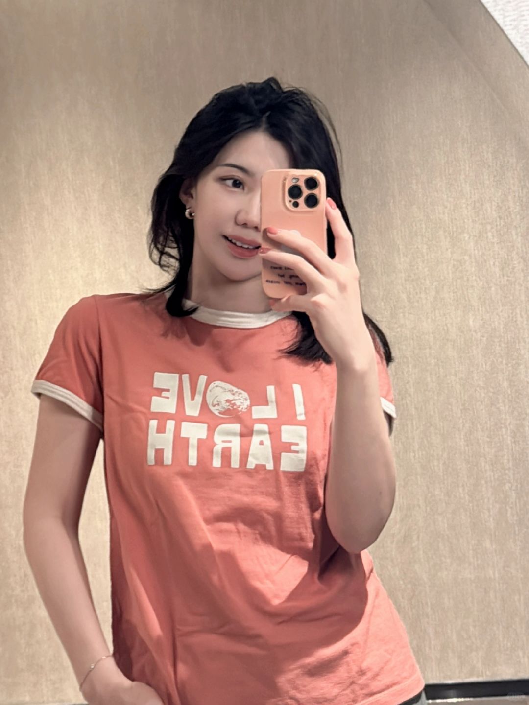 今天是彩色的