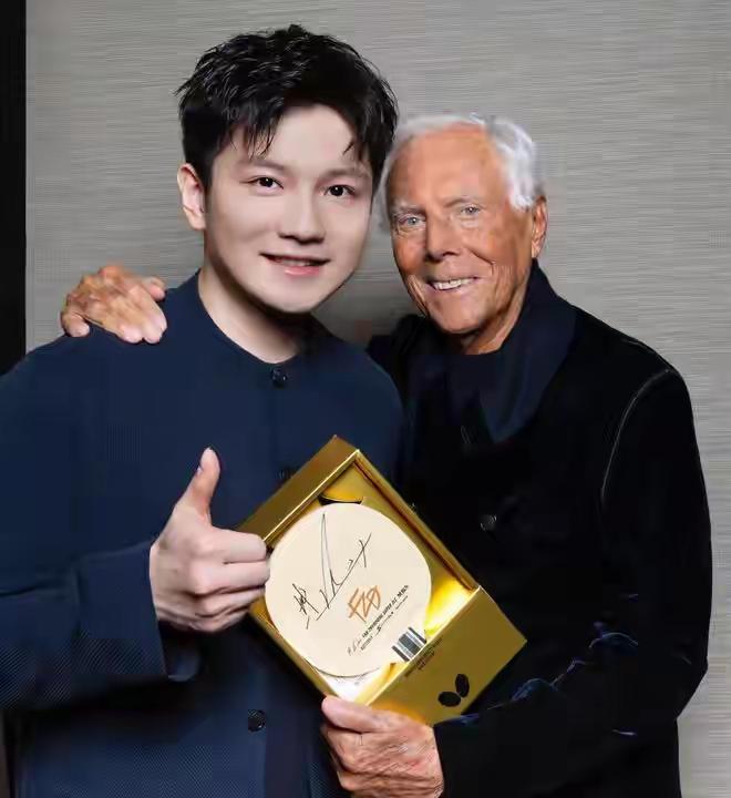 国球顶流引爆欧陆！樊振东现象揭示中华体育文化强势输出，乒乓外交再升级！欧洲豪门疯