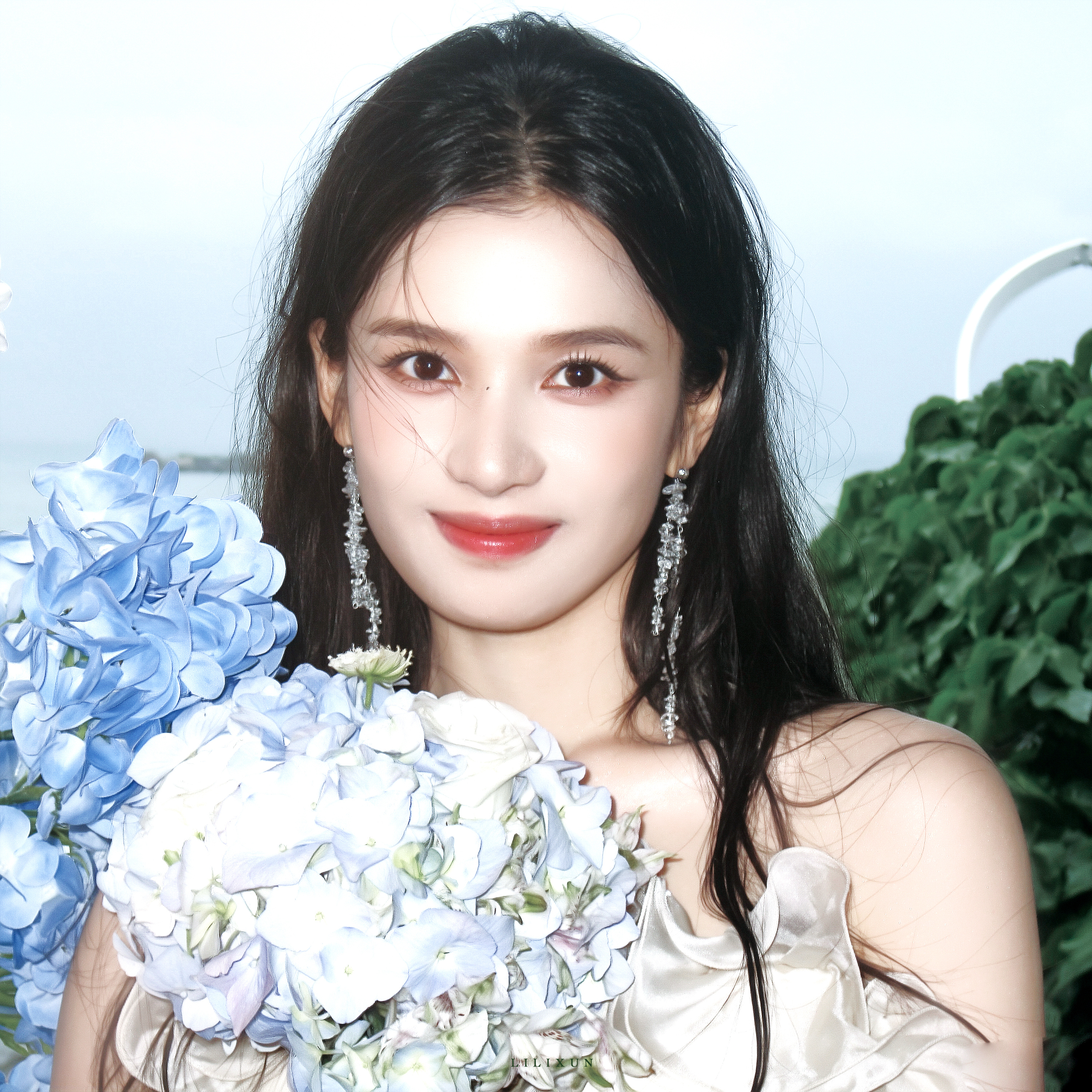 𝐁𝐞𝐚𝐮𝐭𝐢𝐟𝐮𝐥 𝐁𝐫𝐢𝐝𝐞 👰🏻♀️💐-张