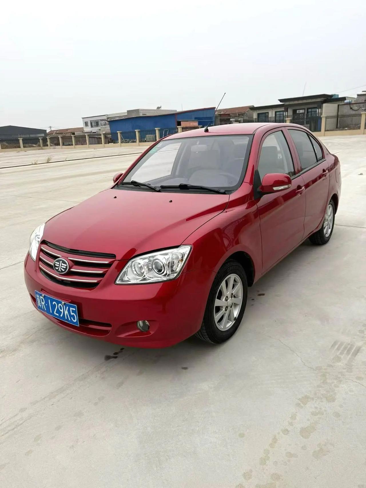 家人们，给大家分享一款超实惠的车。河北廊坊有个个人一手的 2014 款夏利 N5