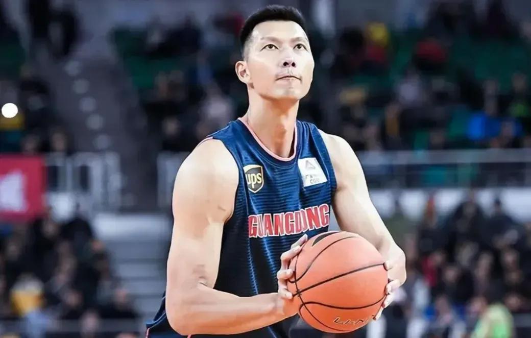 完了完了，曾经的男篮一哥现在深陷朴唱丑闻，希望这不是真的，相信易大哥。