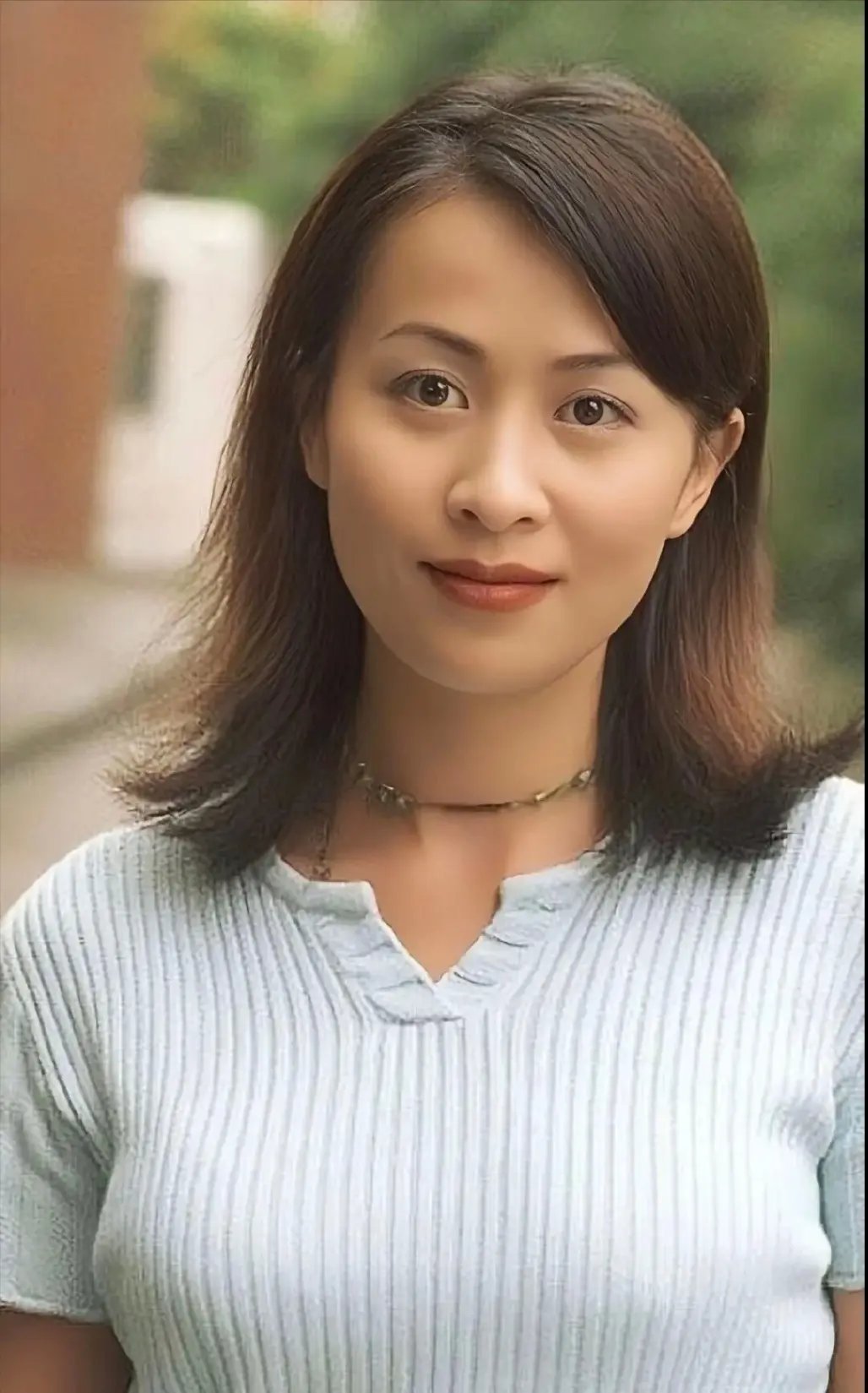 突然发现，早期的刘嘉玲和那英，真的有点傻傻分不清了！ ​​​