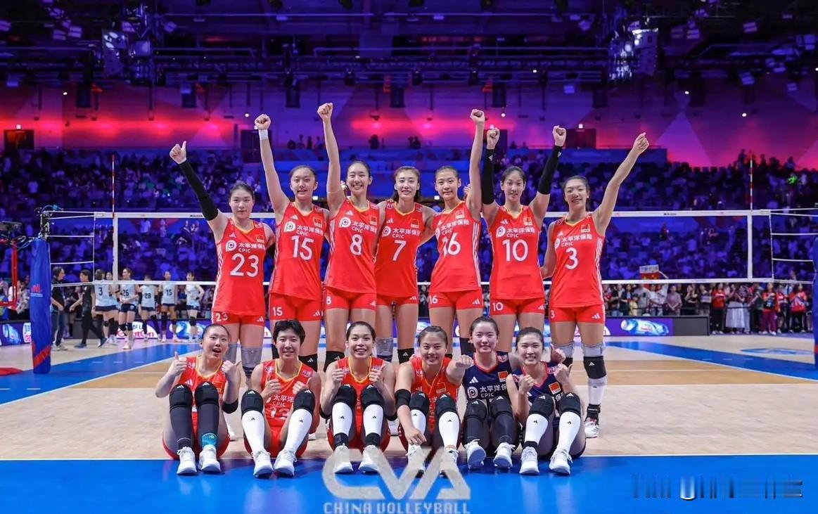 中国女排3:1战胜哥伦比亚女排，取得小组赛第二场胜利！

本场比赛中，中国女排队