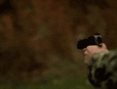 高速摄影机拍摄的开火瞬间 ​​​