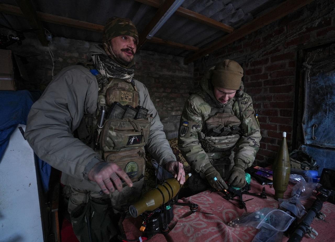 狂到没边，德国莱茵金属老总太飘了，公然嘲讽乌克兰，结果被人家反手怼得找不着北。