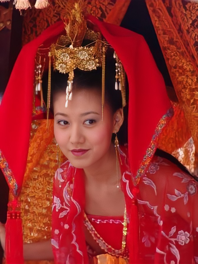 #高露感谢大家喜欢女儿#真的很喜欢高露，她演过的角色都很印象深刻尤其是文蔷和栗子
