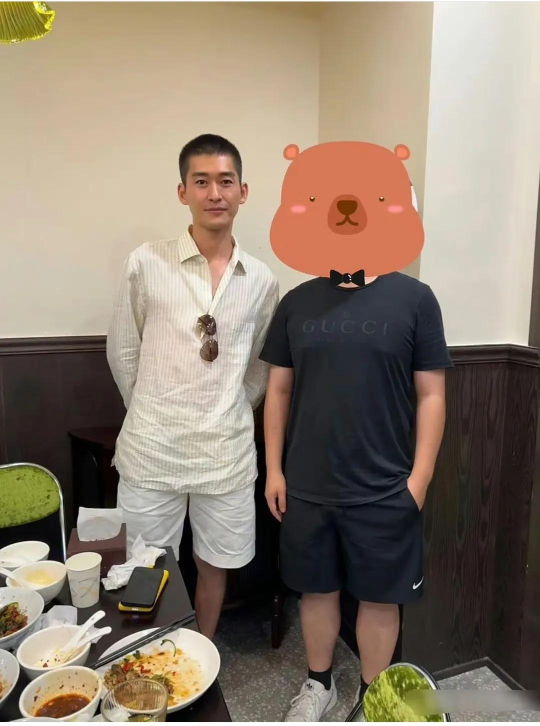 张翰，短发看着没有长发好看。