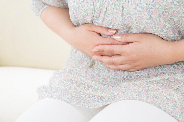 肚子胀、不消化、吃点就难受？问题可能不在吃，而在你的情绪


小周最近的身体出了