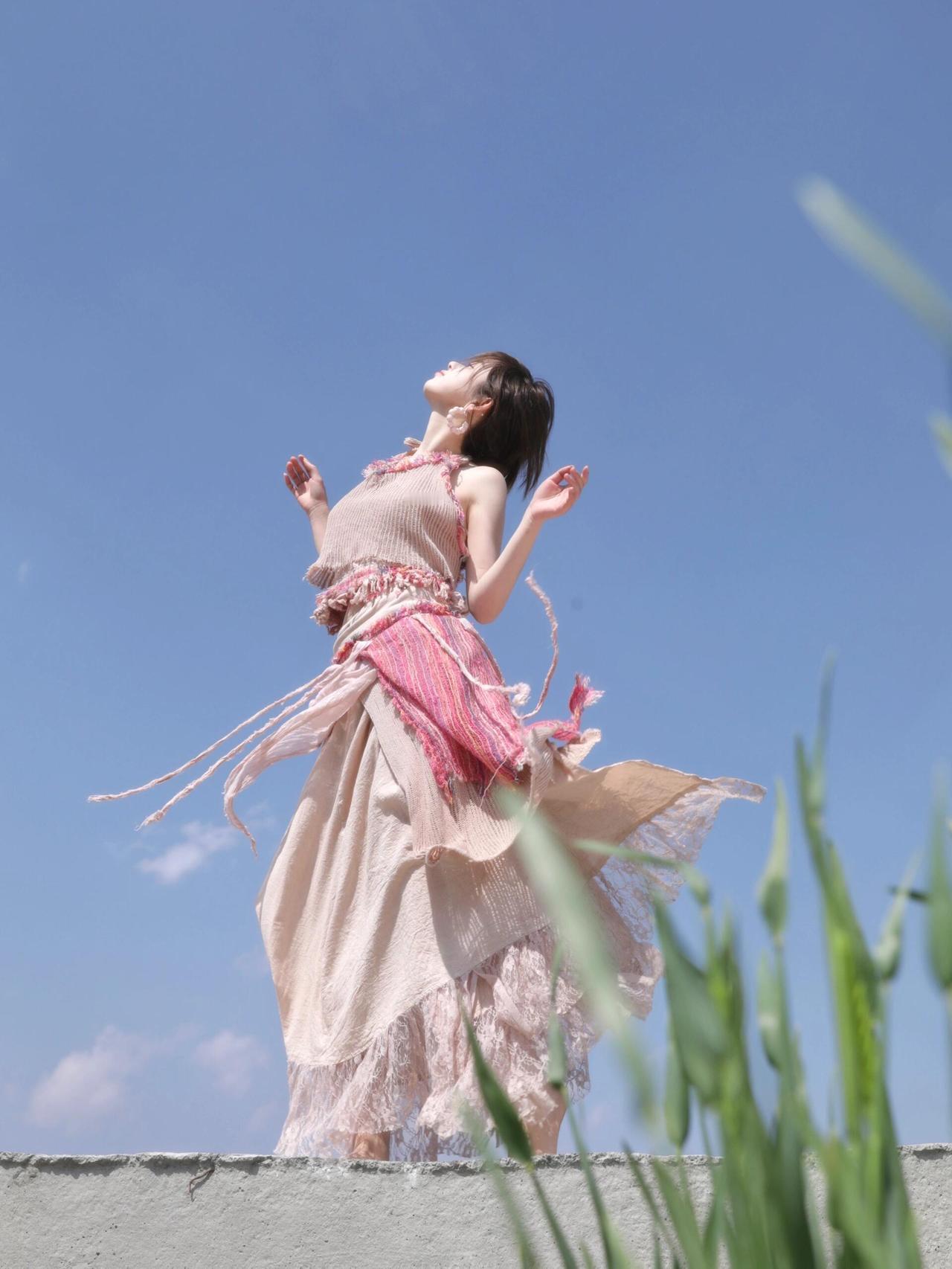 美图壁纸共享纯欲高清美女写真分享（9.7分）