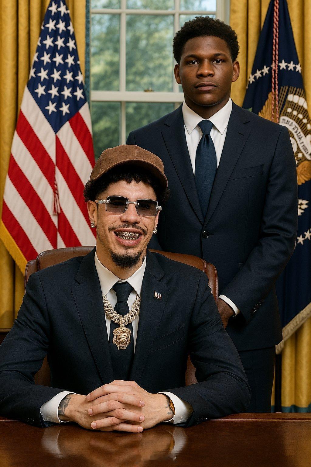 TA森林狼跟队记者乔恩·克劳津斯基报道，2020年选秀前面试三球时，面试本身就一