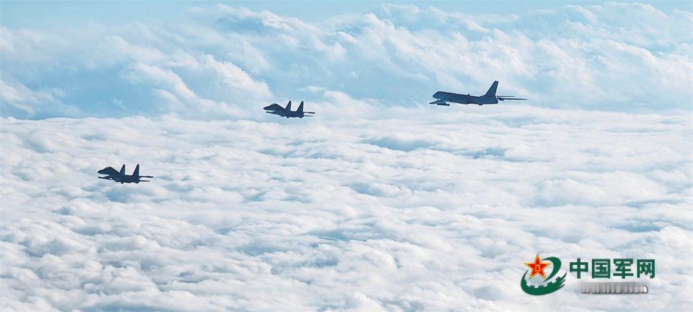 以前台军叫嚣“进入12海里就开第一枪”，结果今天解放军真的进去了，台军的反应却是