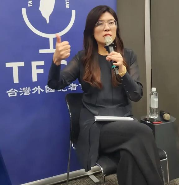 郑丽文如果当选中国国民党主席，并且在明年的地方选举中获胜，她的声望会在国民党内达